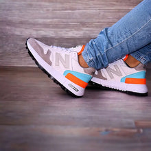 Cargar imagen en el visor de la galería, NB Dama Gris Naranja
