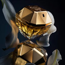 Cargar imagen en el visor de la galería, Kit 3 Perfumes Fame, Lady Million, Rouge 540 100ml
