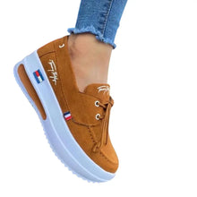 Cargar imagen en el visor de la galería, Zapatillas Casuales Tmmy Dama
