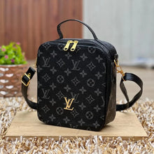 Cargar imagen en el visor de la galería, Bolso Minimal LV
